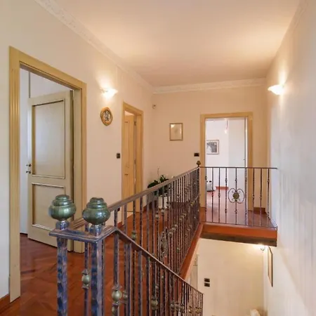 Wunderschoene In Mit Grosser Terrasse By Interhome Apartamento