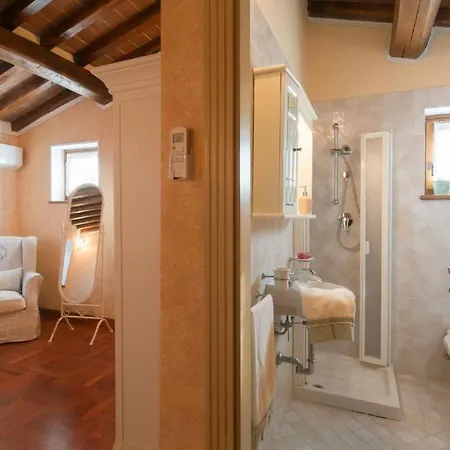 Wunderschoene In Mit Grosser Terrasse By Interhome Apartamento *