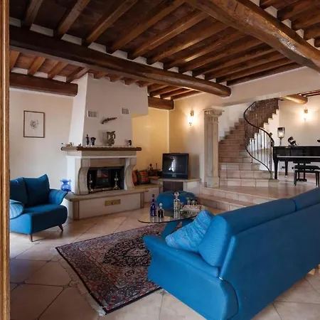 Wunderschoene In Mit Grosser Terrasse By Interhome