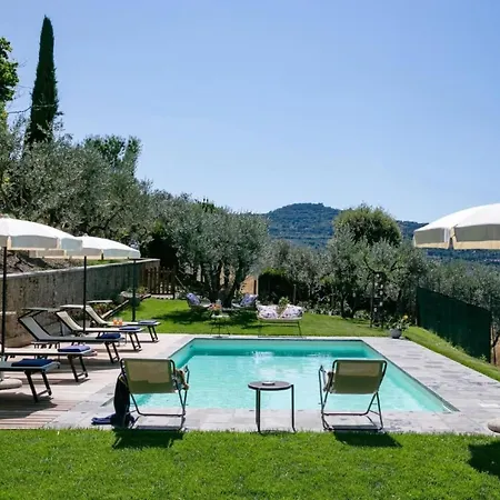 Wunderschoene In Mit Grosser Terrasse By Interhome